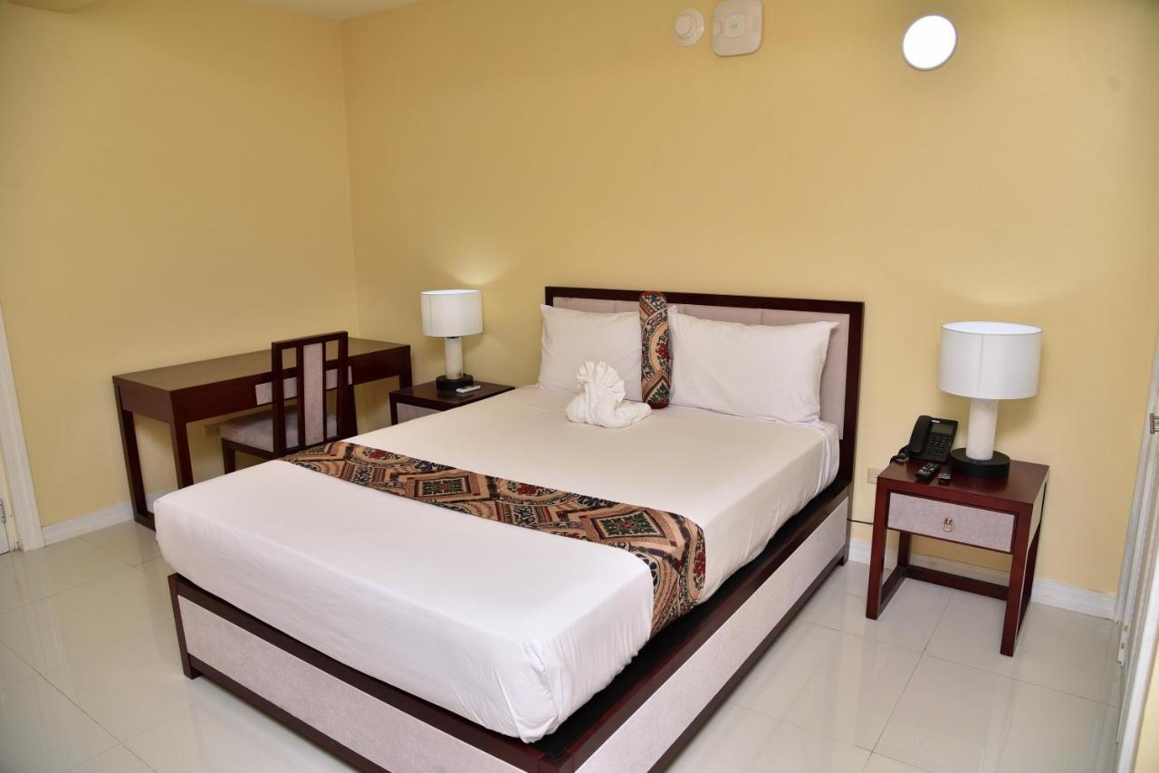 Hotel Grand A View Montego Bay Kültér fotó