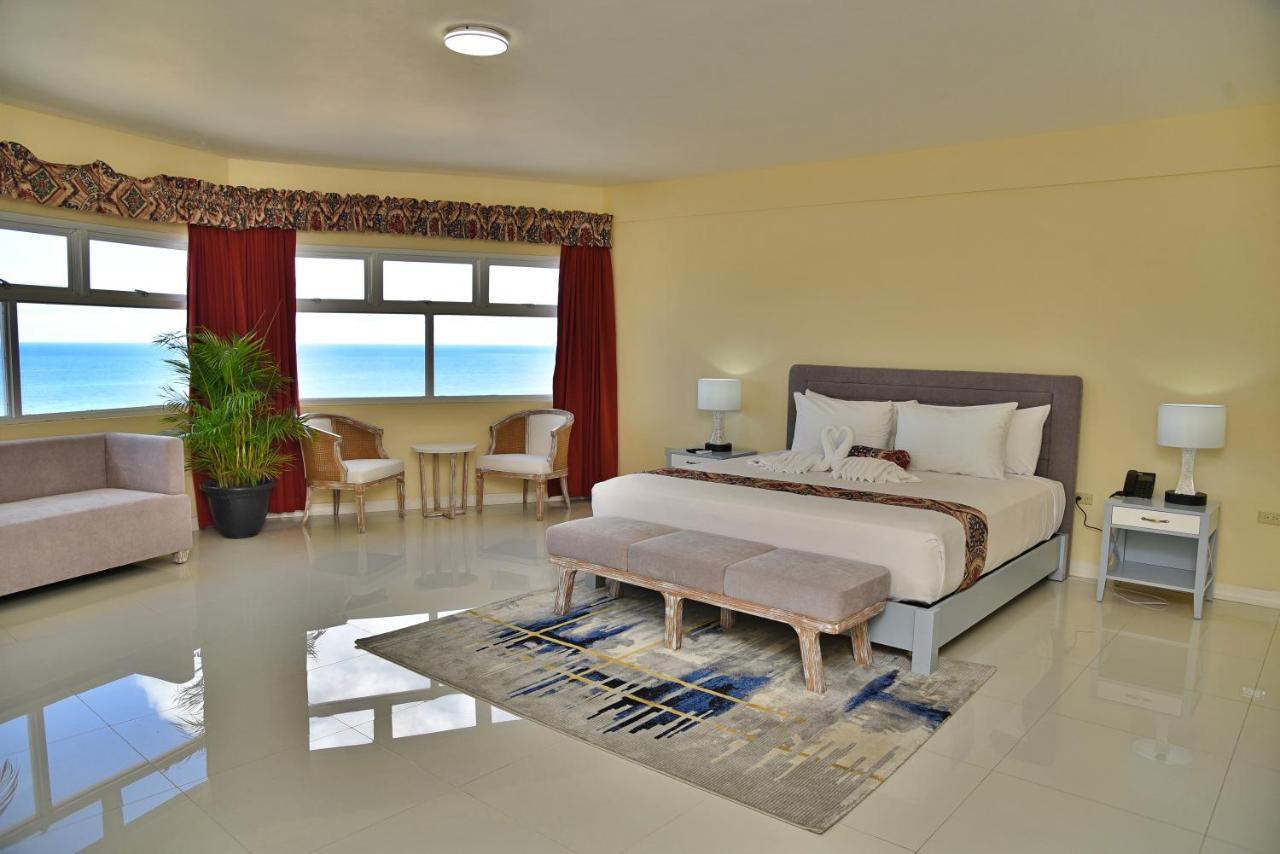 Hotel Grand A View Montego Bay Kültér fotó