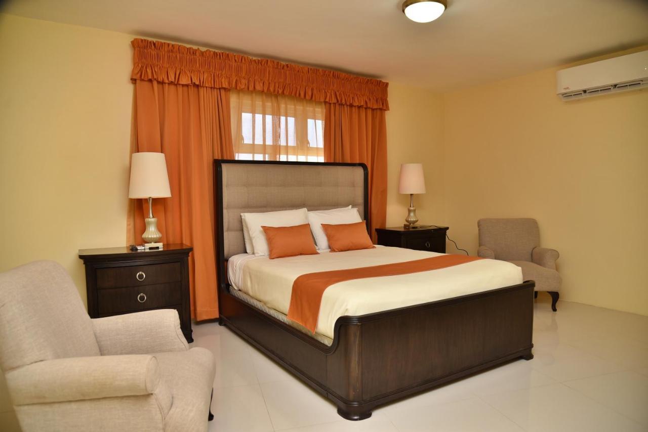 Hotel Grand A View Montego Bay Kültér fotó